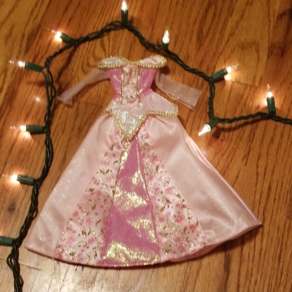 SOLD - Picture 2 of 5